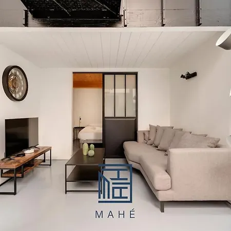 Pepiniere - Loft Renove Avec Parking Appartement *