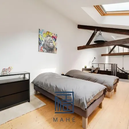 Appartement Pepiniere - Loft Renove Avec Parking